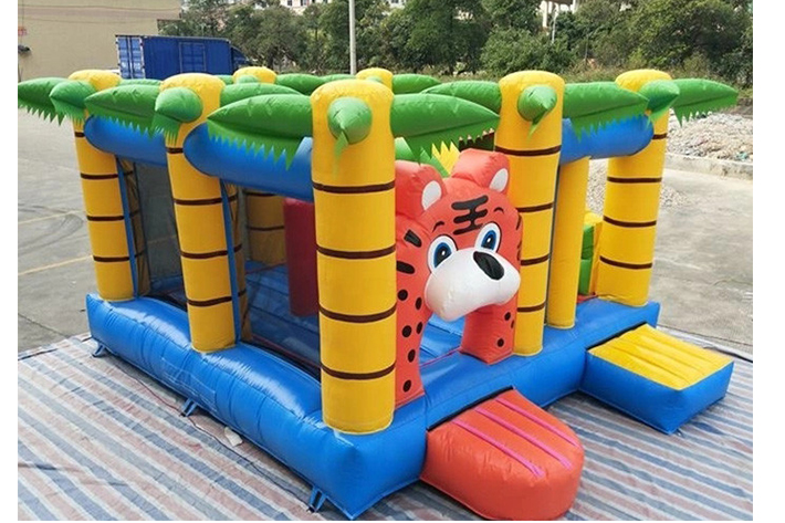 Jungle Themed Tiger Jumper with Obstacles FWZ205