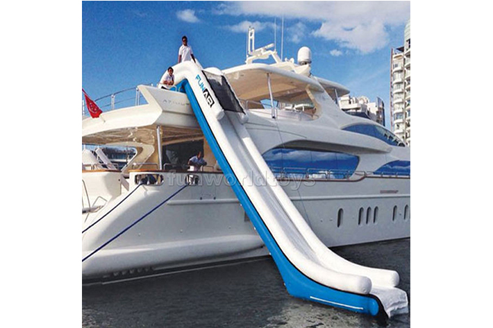 Popular inflatable yachts water slide FWS397
