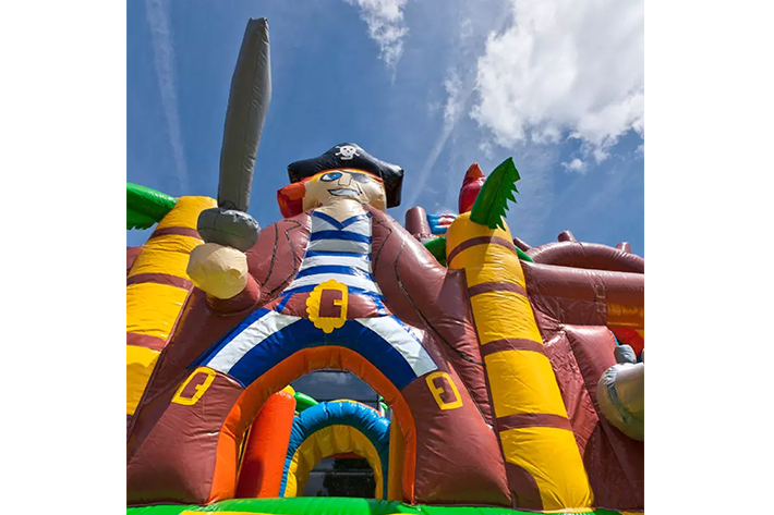 Commercial Inflatable Pirate Bounce House with slide FWS388