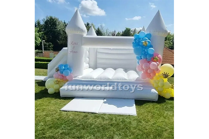Inflatable wedding bounce house with slide FWW35