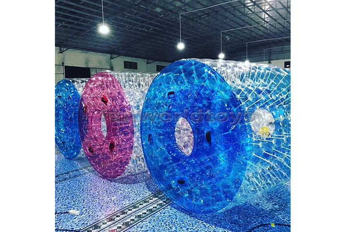 Factory Direct Inflatable Water Roller  FWWG15