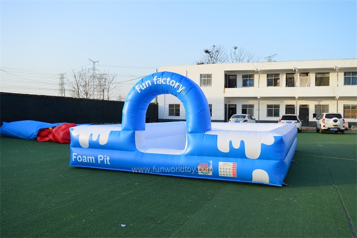 Inflatable Foam Pit FWG161