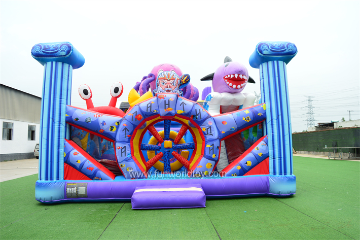 Sea World Inflatable Fun City FWF154