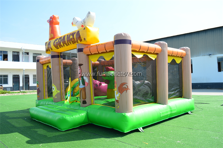 La Granja Inflatable Bouncing Castle FWC403