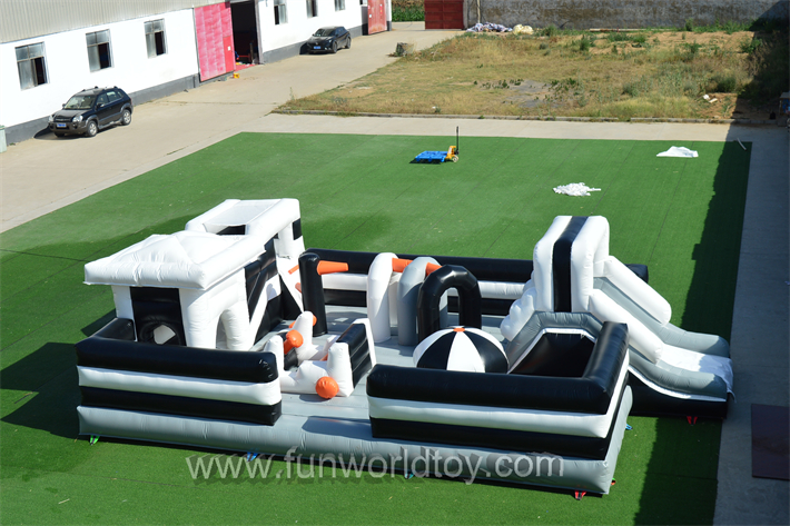 Black And White Inflatable Fun City FWF161