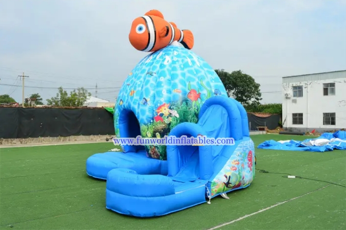 Hot Clownfish Inflatable Moon Jump FWZ453