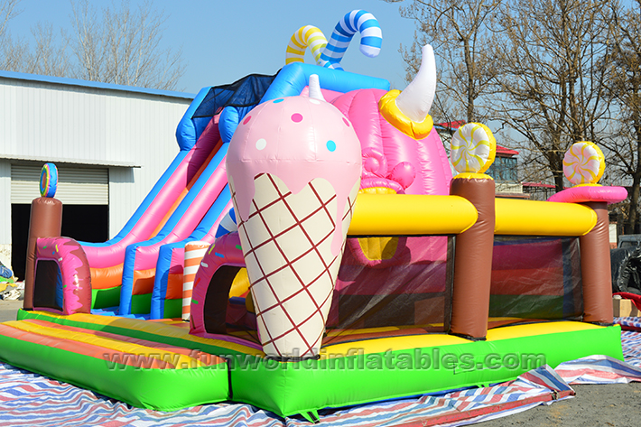 Sweet Monster Inflatable Park FWF171